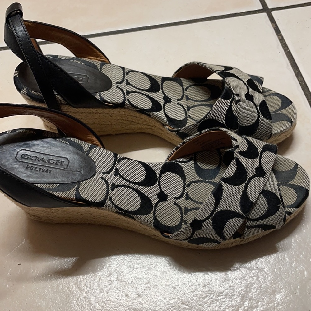 Shoes - Picture 2 of 5